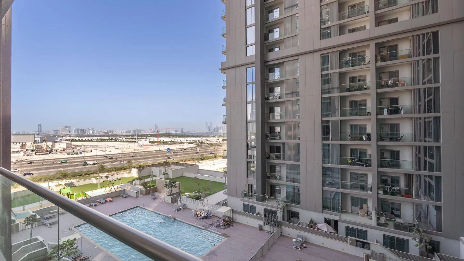Lavish 1Br Apartment In Sobha Creek Vistas Reserve Dubai