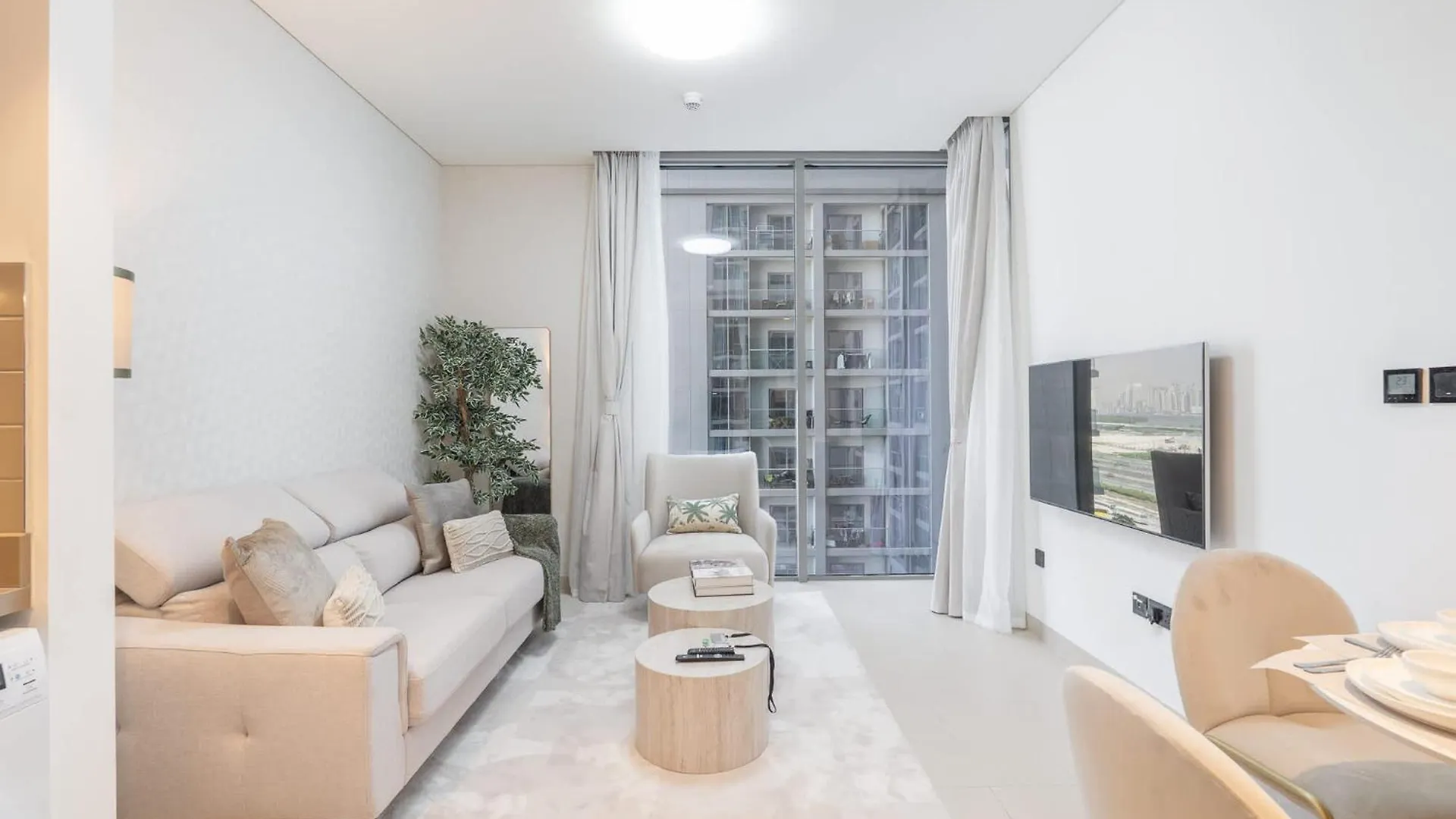 Lavish 1Br Apartment In Sobha Creek Vistas Reserve Dubai