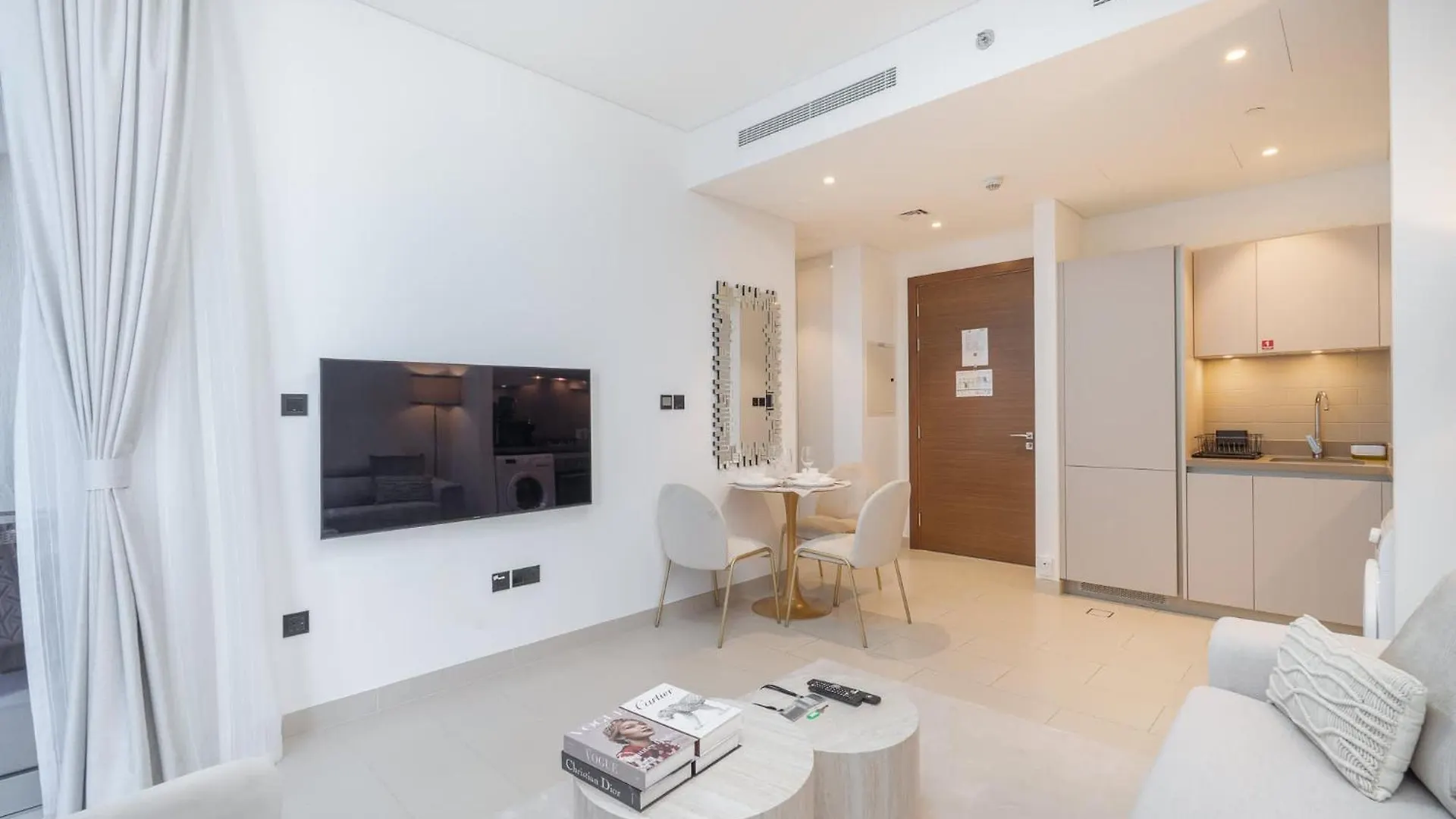 Lavish 1Br Apartment In Sobha Creek Vistas Reserve 迪拜